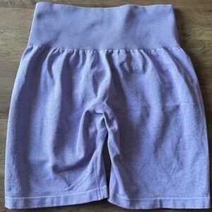 NVGTN scrunch shorts